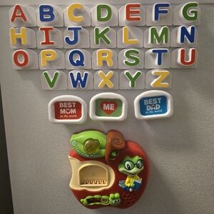 LeapFrog Tad's Fridge Phonics Magnetic Letter Set - Apple